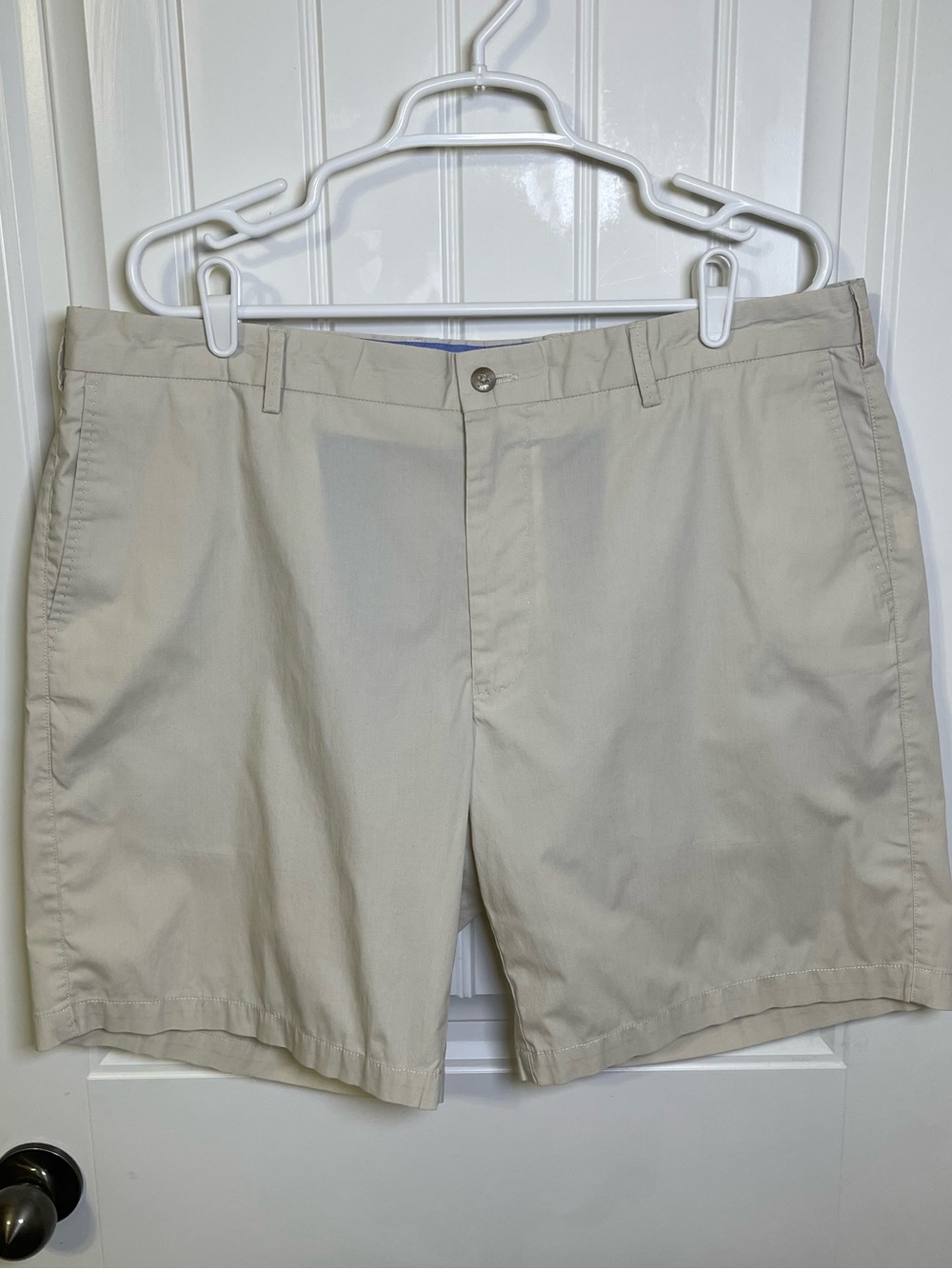 Peter Millar Crown Comfort Chino Shorts Men's Size 38 Cream Off-White Flat Front